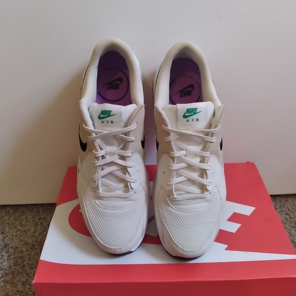 Nike AirMax size 10 - Picture 5 of 6